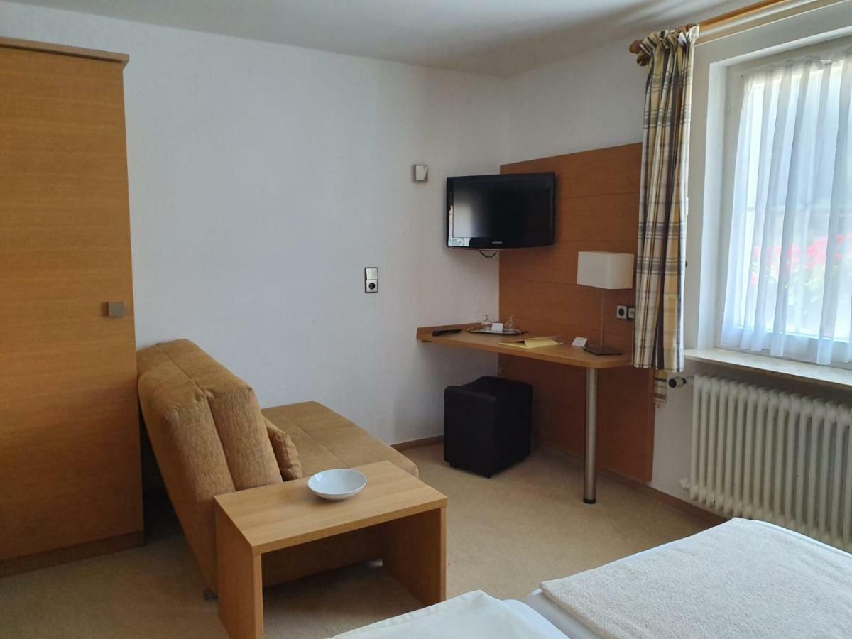 Hotel Gasthaus Adler Glottertal Bagian luar foto
