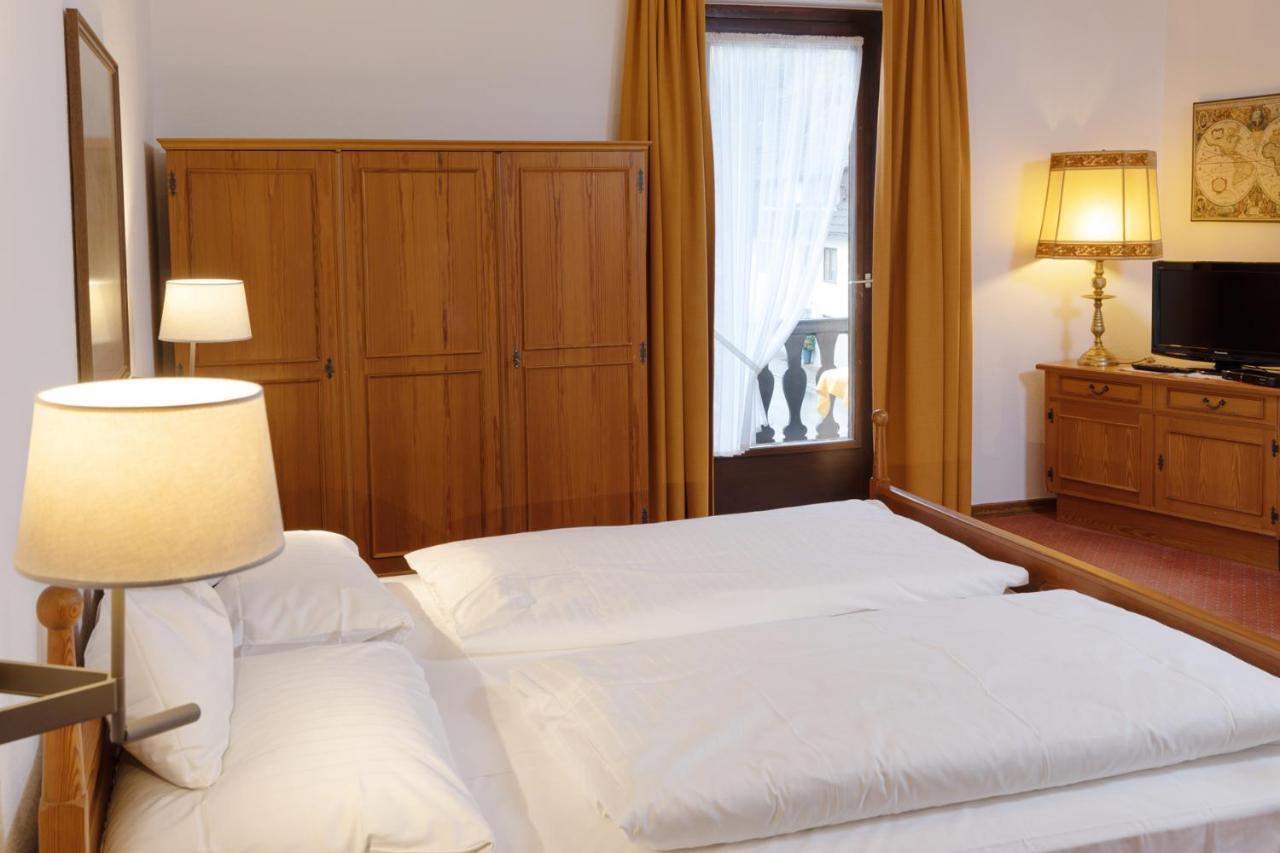 Hotel Gasthaus Adler Glottertal Bagian luar foto